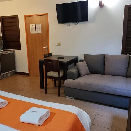 ליפו Hotel Oasis De Kiamu מראה חיצוני תמונה